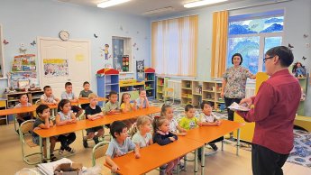 Выездной мастер-класс "Сувенирный магнит" для воспитанников Бельтирского детского сада "Колокольчик"